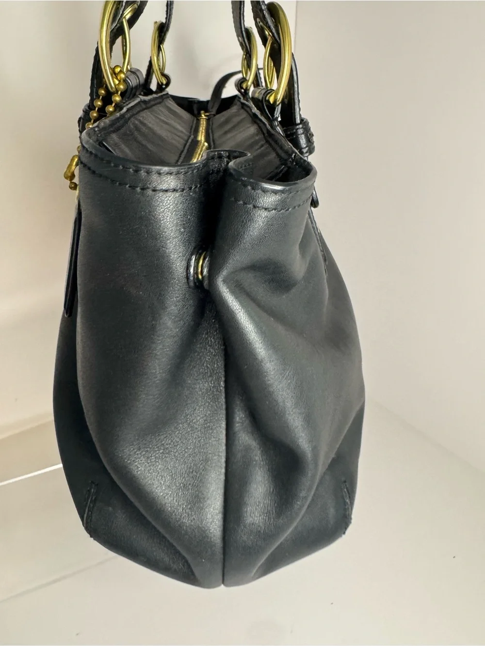 #354 Coach Soho Black Leather Satchel Shoulder Tote Bag